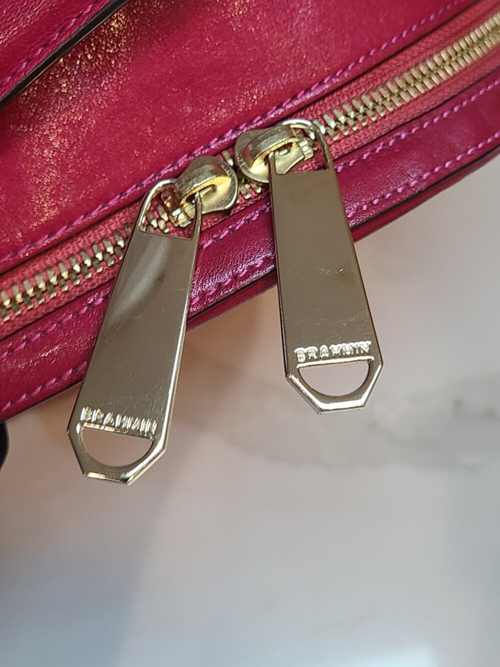 Brahmin Lane Fuchsia Raspberry Melbourne Leather Crossbody Bag EUC - Picture 6 of 9